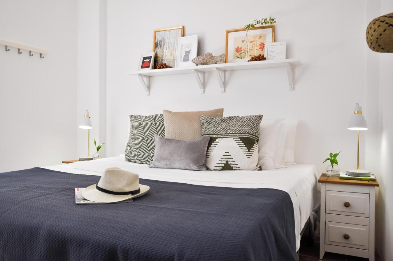 Lovelystay - Casa Salto - Charming Townhouse With Large Terrace Tavira Exterior photo